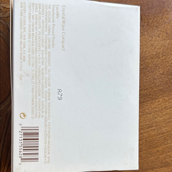 Estee Lauder Crystal Wave with Gold and Crystal Compact Lucidity - Picture 6 of 6